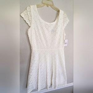 RN Studio by Ronni Nicole White Lace Overlay Lined Dress Cap Sleeve